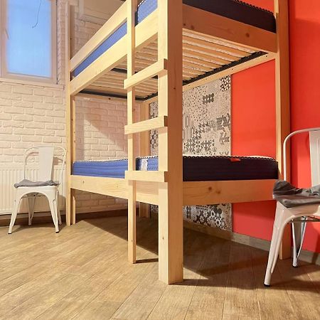 Moonlight Hostel ลวีฟ ภายนอก รูปภาพ