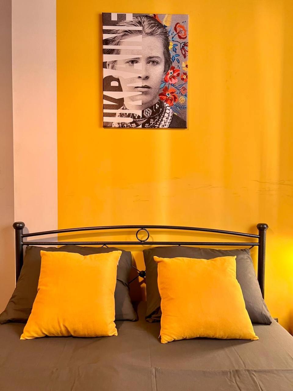 Moonlight Hostel ลวีฟ ภายนอก รูปภาพ