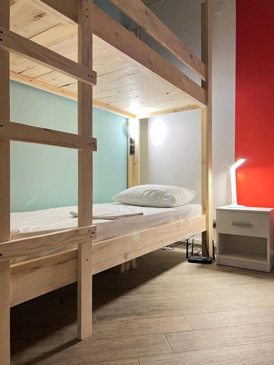 Moonlight Hostel ลวีฟ ภายนอก รูปภาพ