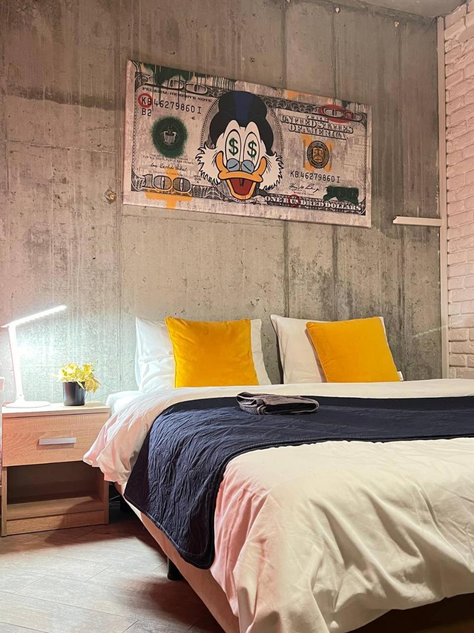 Moonlight Hostel ลวีฟ ภายนอก รูปภาพ